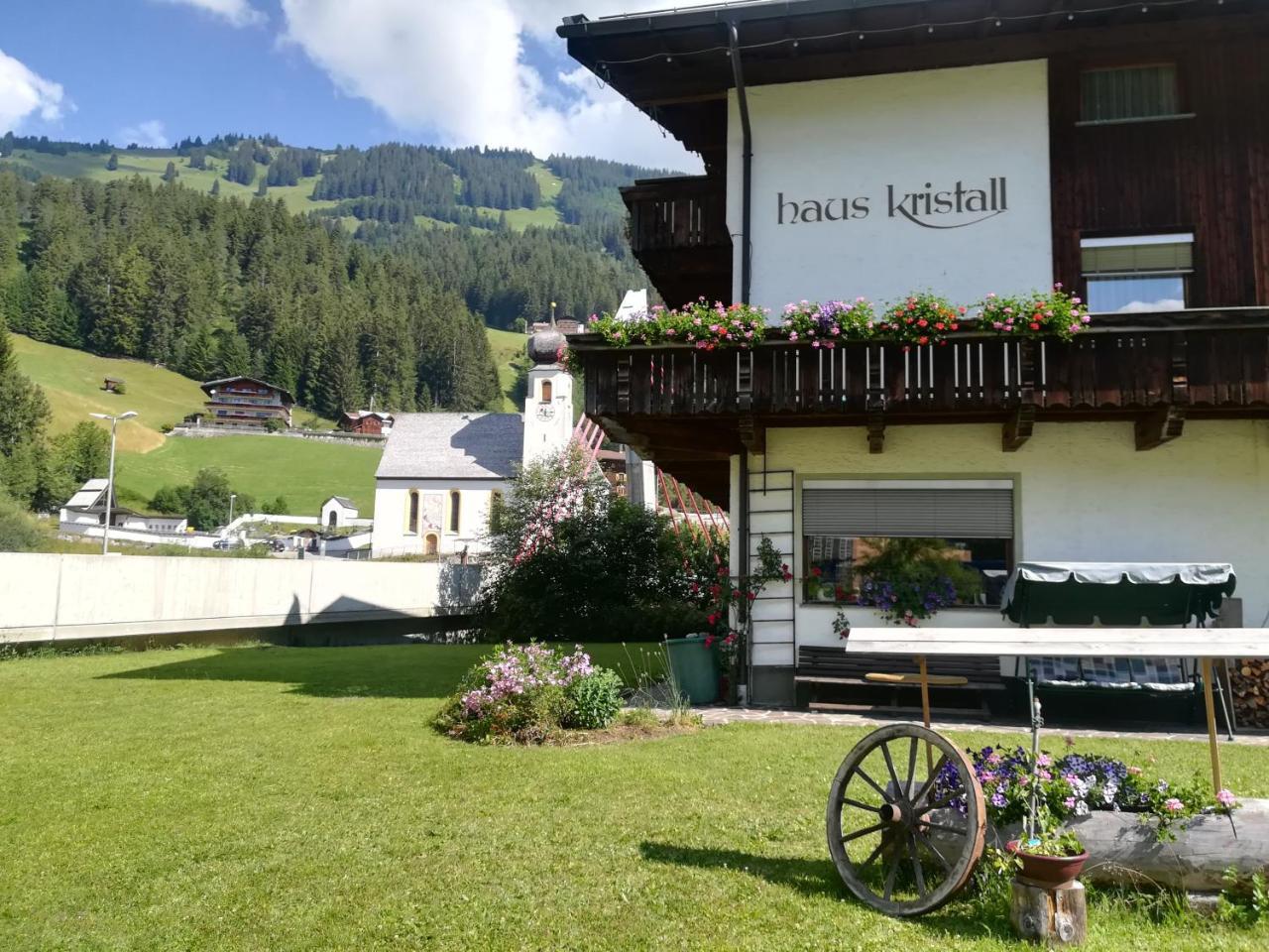 Haus Kristall บาค ภายนอก รูปภาพ